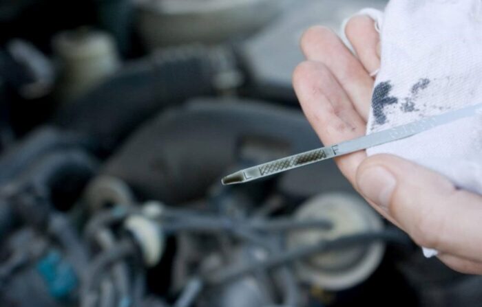 چگونگی چک کردن روغن برای گیربکس اتوماتیک